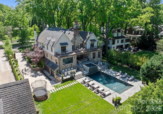 1550 Queens Road W, Charlotte, NC 28207