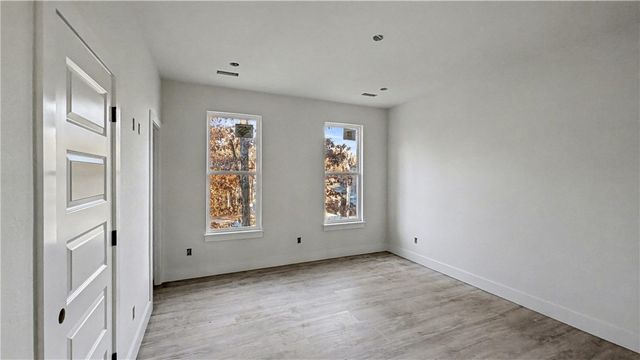 4 Hart Lane, Bella Vista, AR 72714