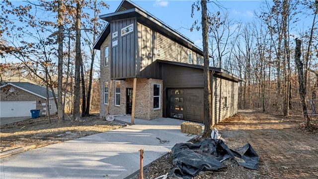 4 Hart Lane, Bella Vista, AR 72714
