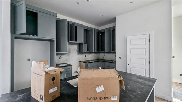 4 Hart Lane, Bella Vista, AR 72714