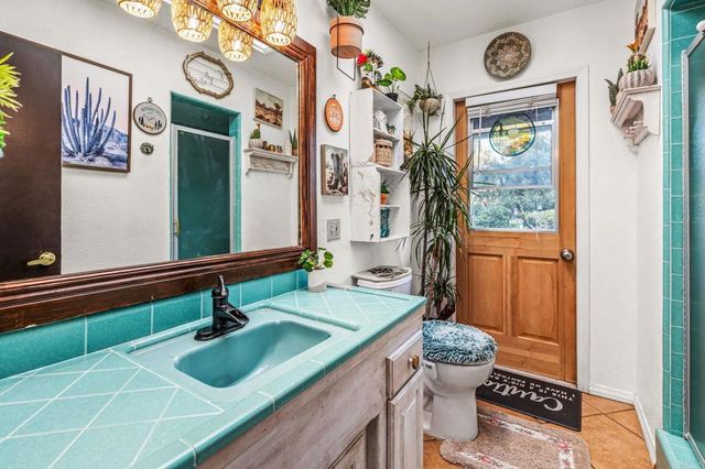 755 Beacon Place, Escondido, CA 92025