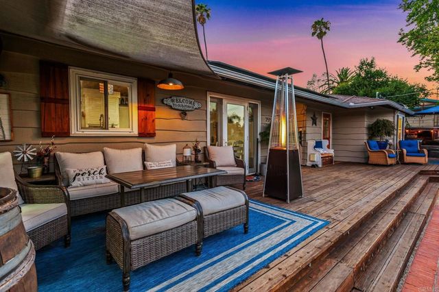 755 Beacon Place, Escondido, CA 92025