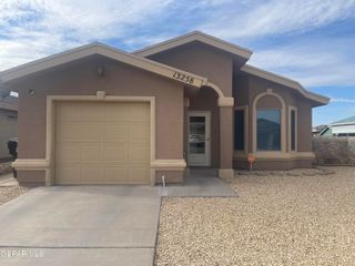 13258 KESTREL Avenue, Horizon City, TX 79928