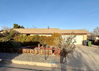 507 Palmas Altas Drive SE, Rio Rancho, NM 87124