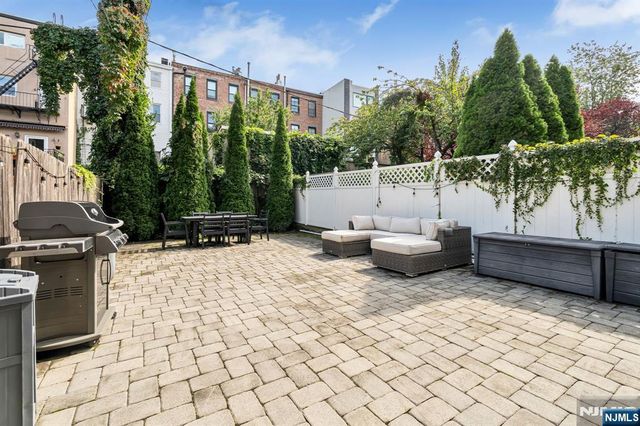 829 Garden Street B, Hoboken, NJ 07030