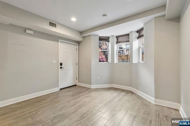 829 Garden Street B, Hoboken, NJ 07030