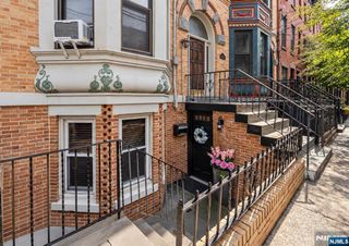 829 Garden Street B, Hoboken, NJ 07030