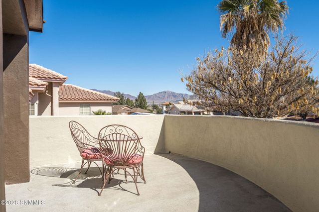 104 Chalk Mountain Court, Santa Teresa, NM 88008