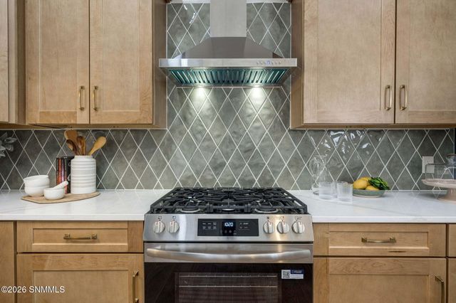 104 Chalk Mountain Court, Santa Teresa, NM 88008