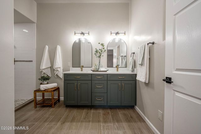 104 Chalk Mountain Court, Santa Teresa, NM 88008