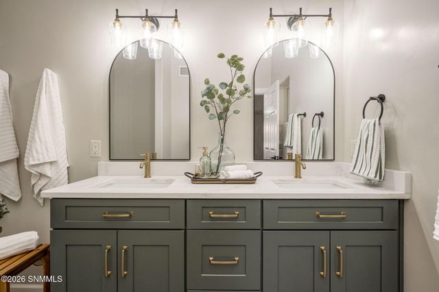 104 Chalk Mountain Court, Santa Teresa, NM 88008