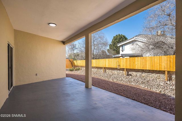 104 Chalk Mountain Court, Santa Teresa, NM 88008