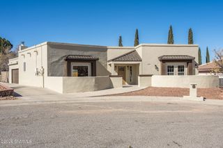 104 Chalk Mountain Court, Santa Teresa, NM 88008