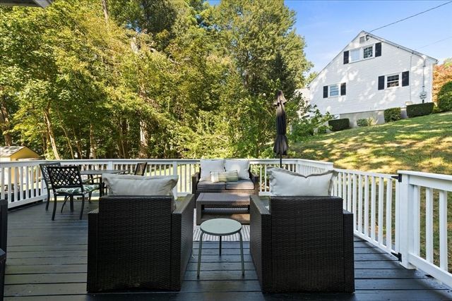 32 Stratton Drive, Hudson, MA 01749