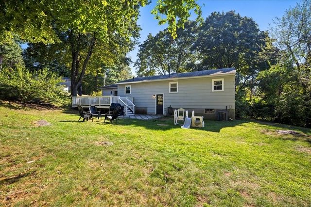 32 Stratton Drive, Hudson, MA 01749