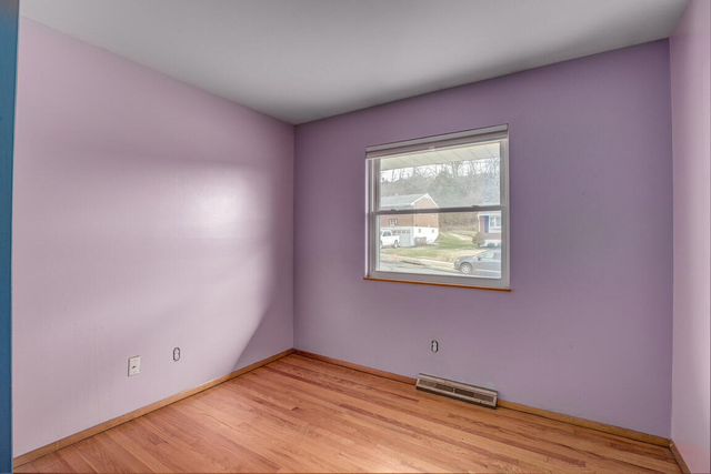 150 Valley View Drive, Southgate, KY 41071