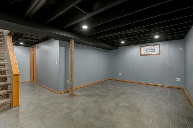 150 Valley View Drive, Southgate, KY 41071