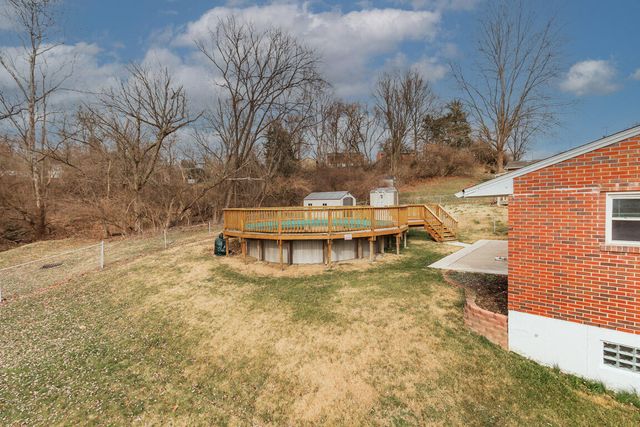 150 Valley View Drive, Southgate, KY 41071