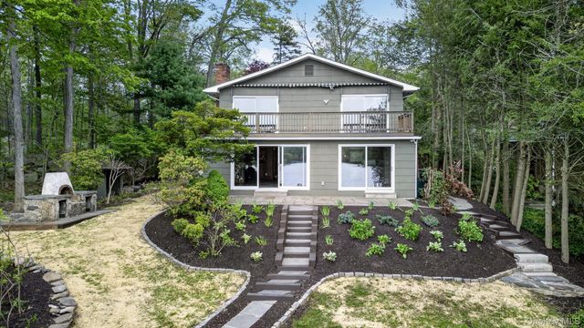 378 Lake Shore Road, Putnam Valley, NY 10579