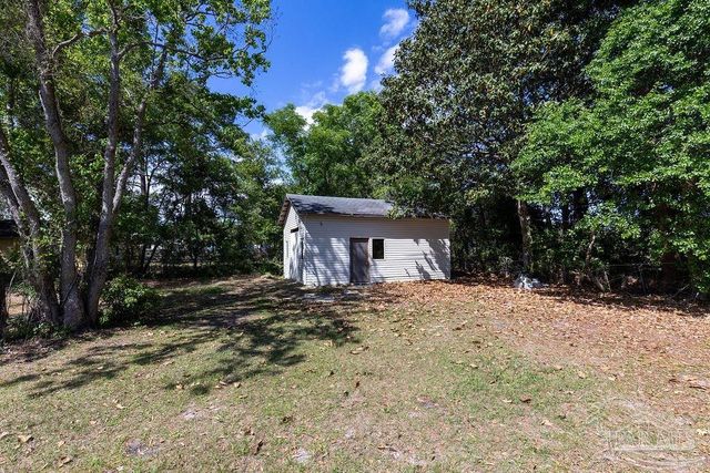 1106 Mills Ave, Pensacola, FL 32507
