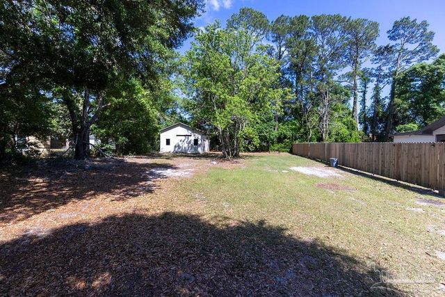1106 Mills Ave, Pensacola, FL 32507