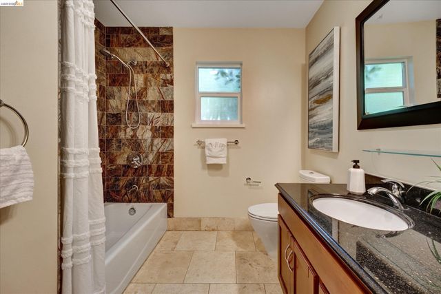 3038 E 18th St, Oakland, CA 94601
