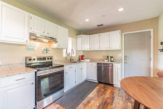 6206 S KELLY ROAD, Tampa, FL 33611