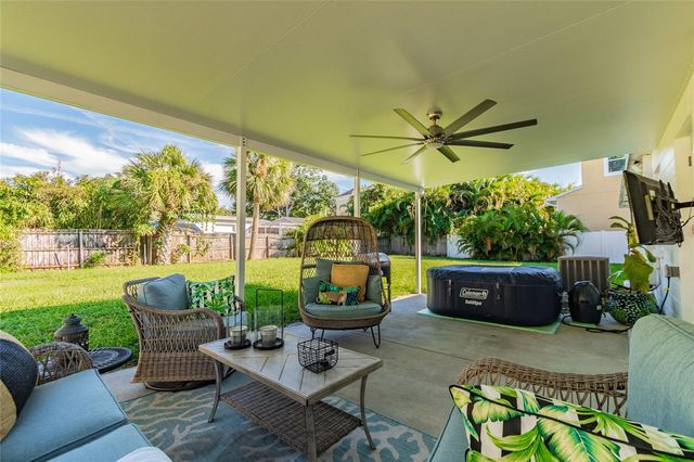 6206 S KELLY ROAD, Tampa, FL 33611