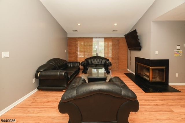 120 Acadia Court, West Windsor Twp., NJ 08540