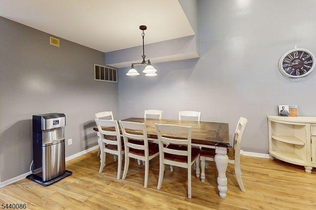 120 Acadia Court, West Windsor Twp., NJ 08540