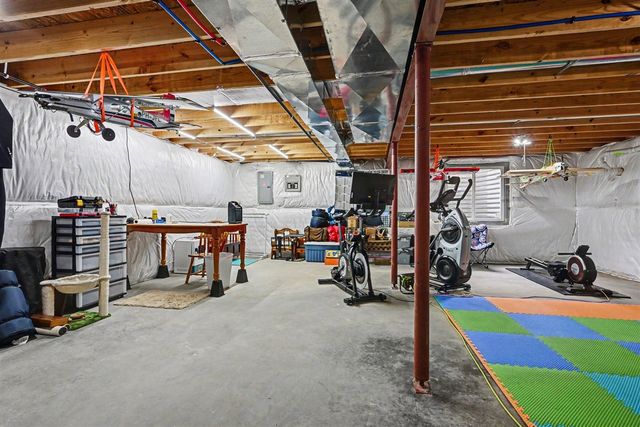 20282 Groveland Avenue, Three Rivers, MI 49093
