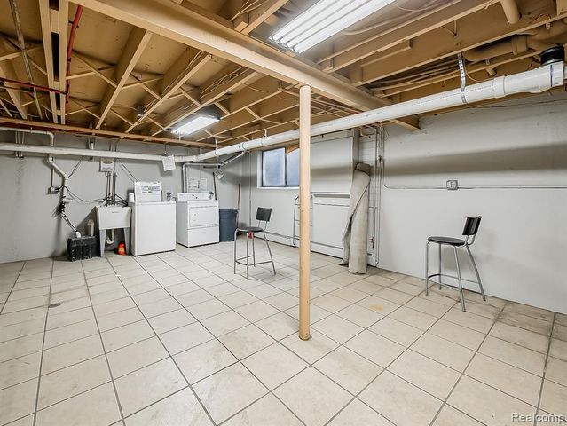 1494 Nancywood Drive 3, Waterford, MI 48327