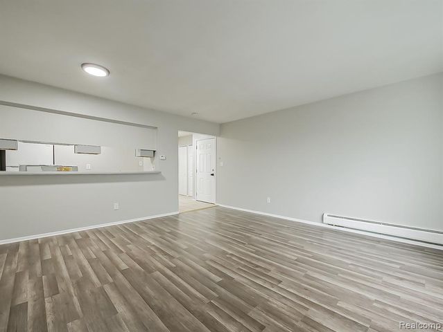 1494 Nancywood Drive 3, Waterford, MI 48327