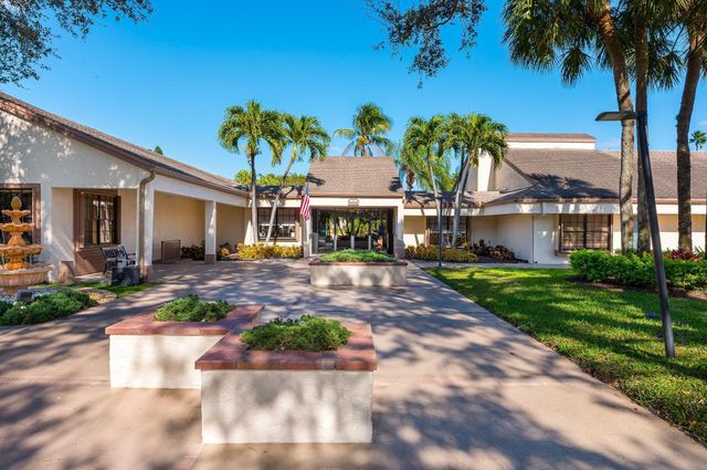 4772 NW 22nd Street 42122, Coconut Creek, FL 33063