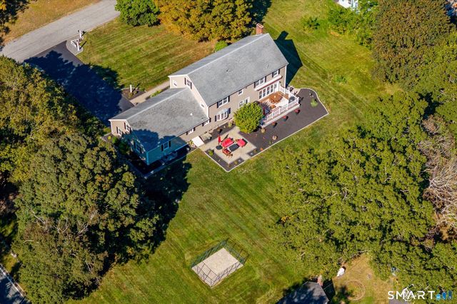 1 Maple Lane, Thompson, CT 06277