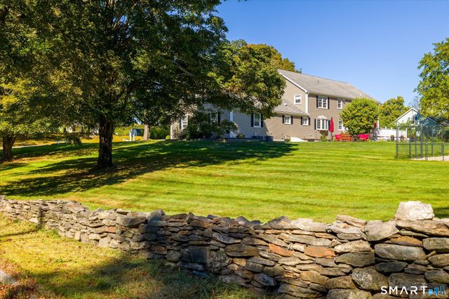 1 Maple Lane, Thompson, CT 06277