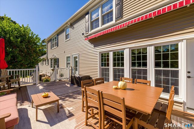 1 Maple Lane, Thompson, CT 06277