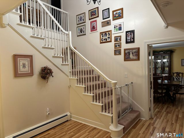 1 Maple Lane, Thompson, CT 06277