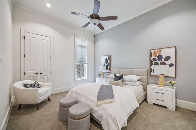 415 Lovett Boulevard E, Houston, TX 77006