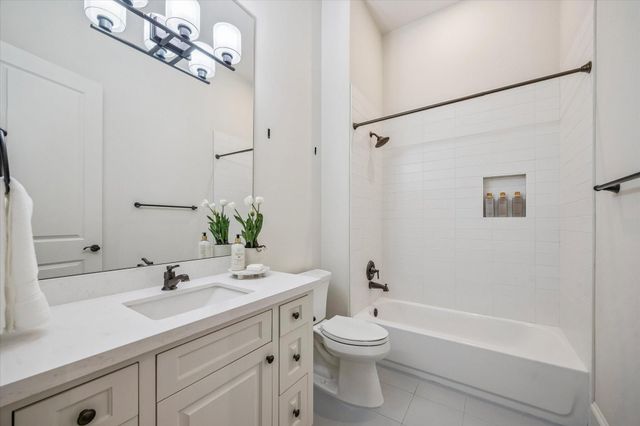 415 Lovett Boulevard E, Houston, TX 77006