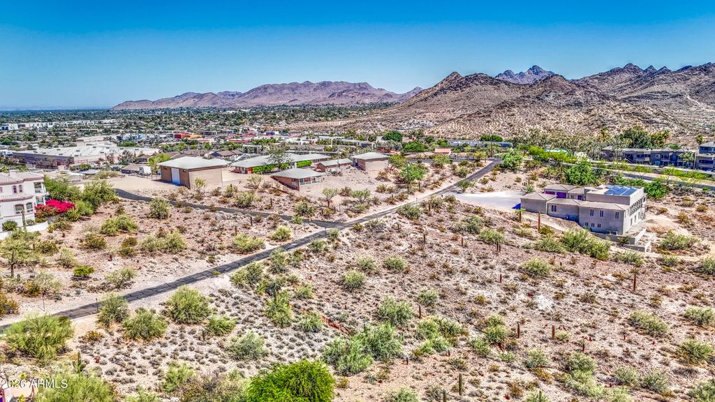 12642 N 18TH Street -, Phoenix, AZ 85022 — photo 4
