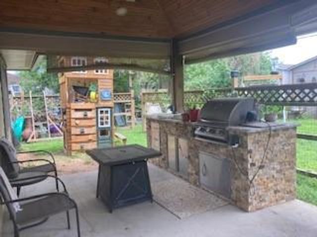 3522 Cedarcrest Drive, Pasadena, TX 77503