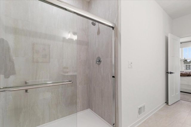 2707 Mapleton AVENUE, East Troy, WI 53120