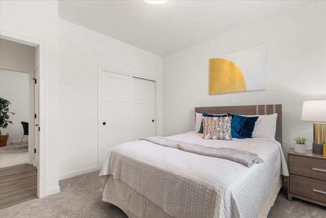 2707 Mapleton AVENUE, East Troy, WI 53120