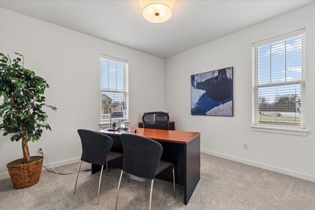 2707 Mapleton AVENUE, East Troy, WI 53120