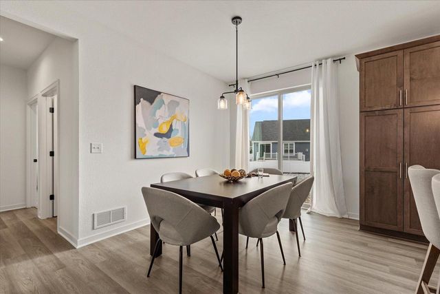 2707 Mapleton AVENUE, East Troy, WI 53120