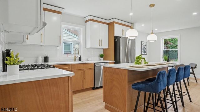209 Columbia Ave, Cranford Twp., NJ 07016