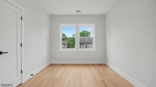209 Columbia Ave, Cranford Twp., NJ 07016