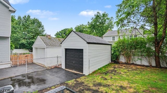 209 Columbia Ave, Cranford Twp., NJ 07016