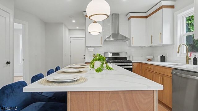 209 Columbia Ave, Cranford Twp., NJ 07016